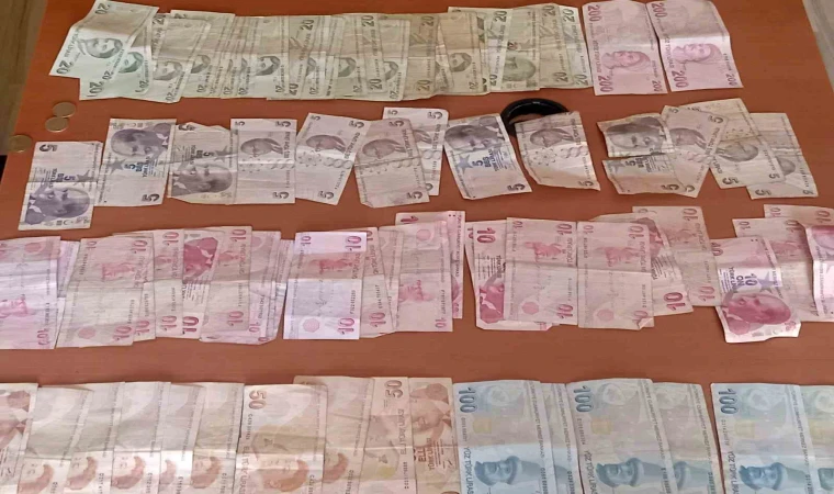ANTALYA'DA DİLENCİDEN ÇIKAN PARALAR HERKESİ ŞAŞIRTTI