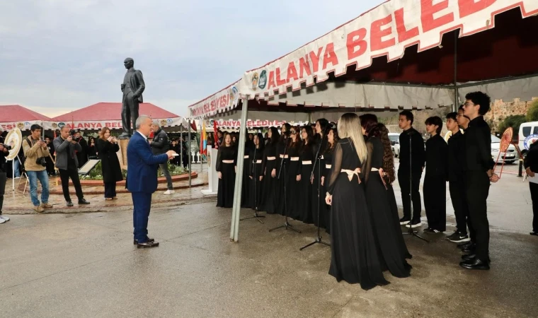 Atatürk’ün Alanya’ya gelişinin 90. yılı kutlandı