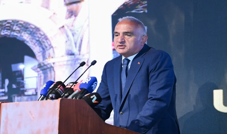 BAKAN ERSOY: “2025, TURİZMDE YENİ REKORLARIN YILI OLACAK