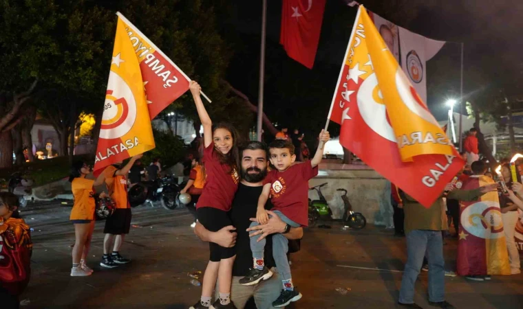 Galatasaray”ın Şampiyonluğu Antalya da Çoşku İçinde Kutlandı