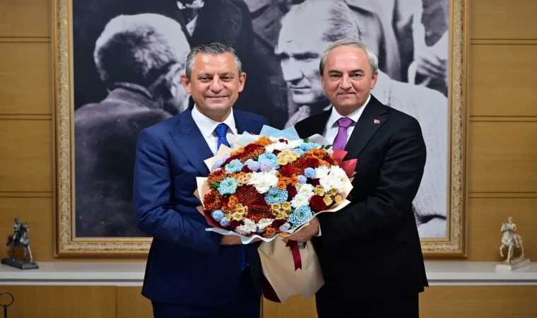 Kocagöz Sözünü Tuttu; Kepez Halk Market açılış için gün sayıyor
