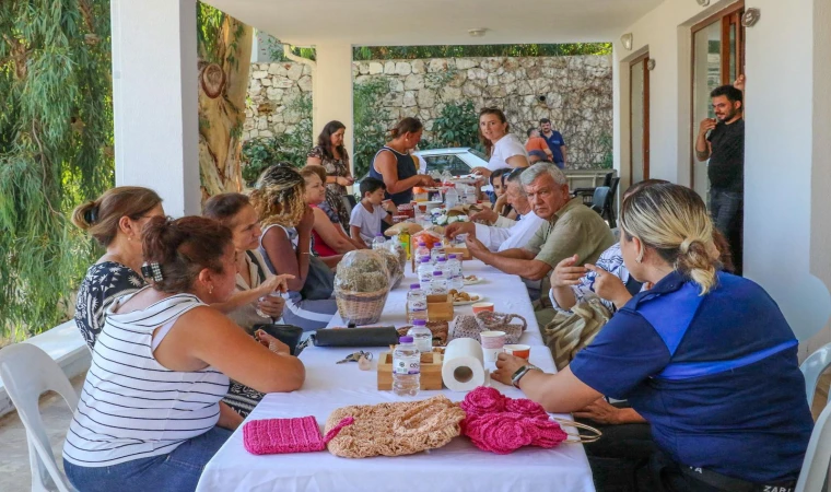 Kalkan Yöresel Ürün Pazarı hizmete açıldı