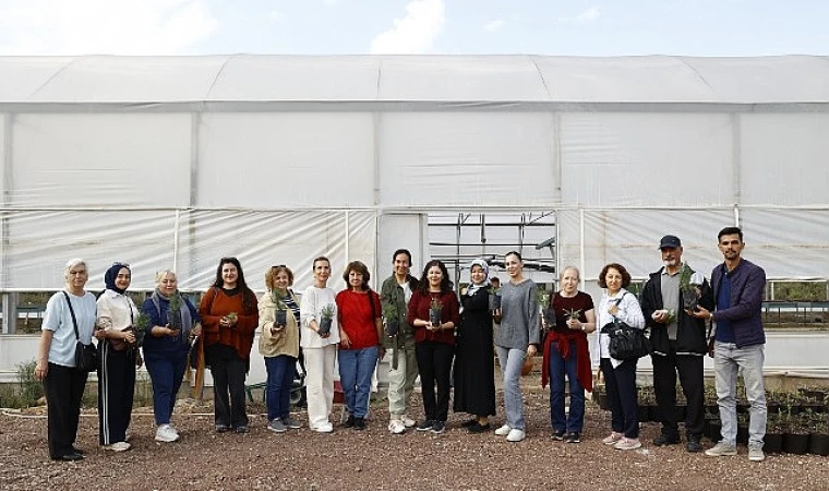 ATASEM kursiyerlerine tarım kampüsünde uygulamalı eğitim