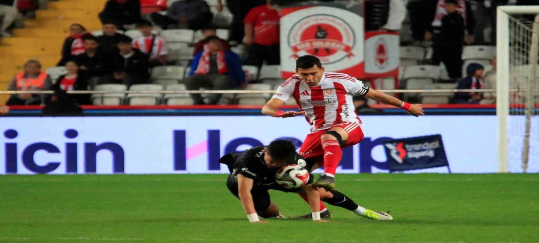 Trendyol Süper Lig: Antalyaspor: 0 - Corendon Alanyaspor: 0