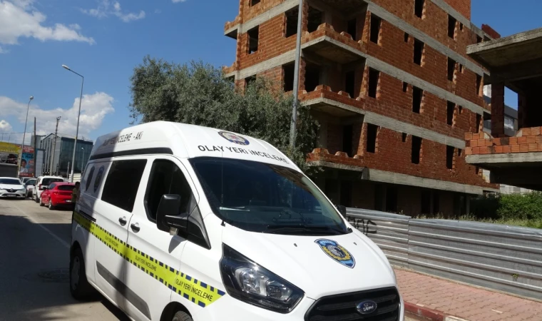 Yıllardır yapımı tamamlanmayan inşaatta erkek cesedi bulundu