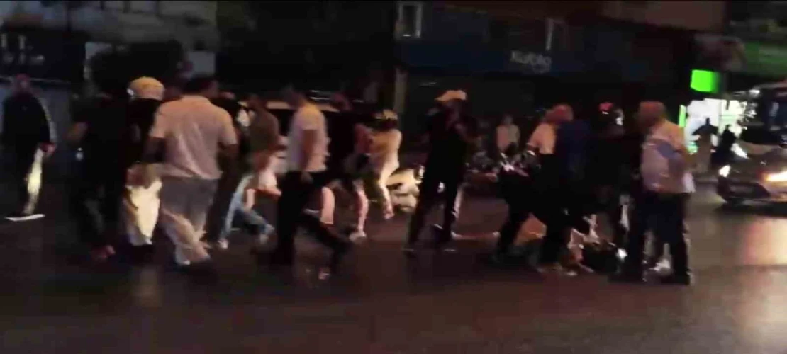 Antalya’da 4 genç araçta tabancayla oynarken silah ateş aldı: 1 yaralı