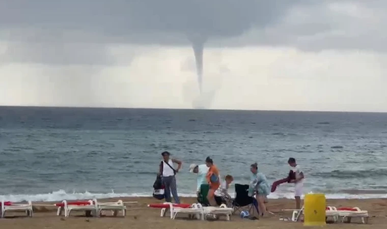 Alanya’da peş peşe üç hortum görüntülendi