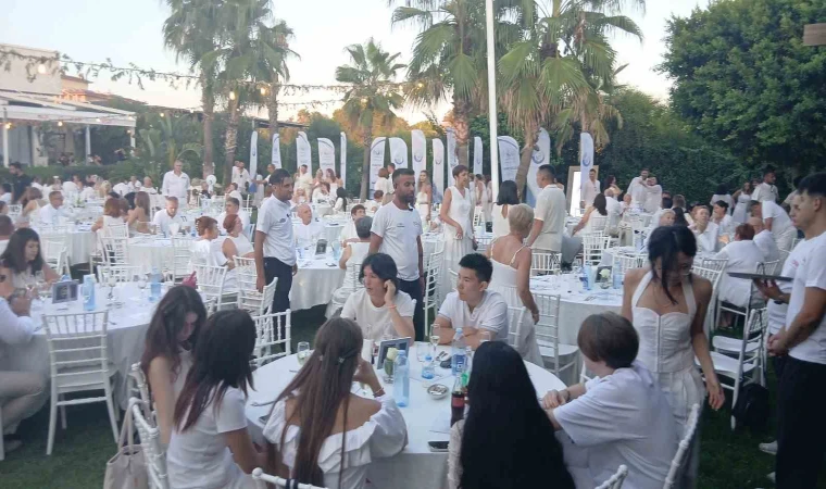 Rus Acenteler bir araya geldi