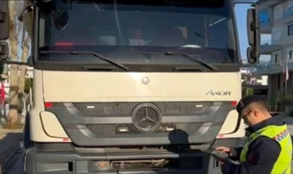 ALANYA'DA ÇAKARLI ARAÇLARA CEZA YAĞDI