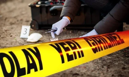 SERİK'TE ARAÇ YANARAK KÜLE DÔNDÜ