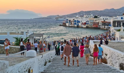 Türklere kapıda vize Nisan'a kaldı!