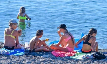 ANTALYA'DA DENİZ KEYFİ