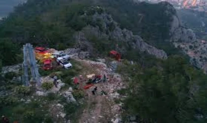 ANTALYA'DA TELEFERİK KABİNİ DÜŞTÜ
