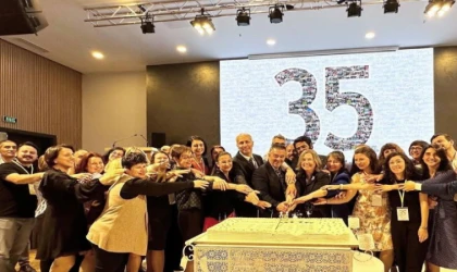 Aktiffelsefe 35 yılını kutladı