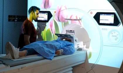 Kapalı yerde kalma korkusu olanlar da artık MR çektirebilecek