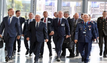 Bakan Güler NATO Karargâhı’nda...