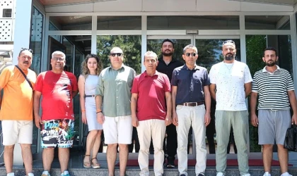 Kemer’de halk oyunları yarışması