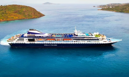 YÜZEN TATİL CENNETİ