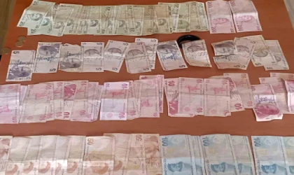 ANTALYA'DA DİLENCİDEN ÇIKAN PARALAR HERKESİ ŞAŞIRTTI