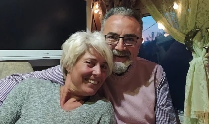 Türkiye’nin Tam Zamanlı Karavan Yaşamını Seçen Fenomen Çifti Fuat ve Oya Sakin: ’Fuatoyasakin06’ ile Özgürlüğe Yolculuk!