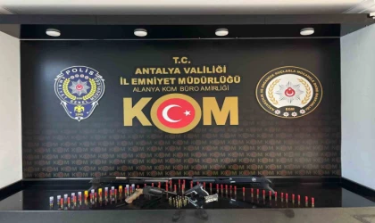 Alanya’da suç örgütüne darbe: 8 şüpheli tutuklandı