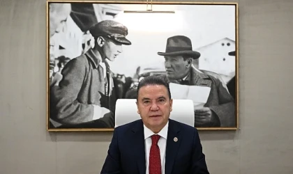 Başkan Muhittin Böcek’in Ramazan Bayramı Mesajı