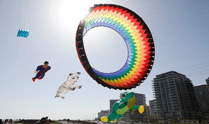 Fişekhane Uçurtma Festivali Gökyüzünü Renklendiriyor: Zahit Mungan ve Çocuklar Bir Arada!
