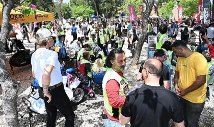 Motosiklet tutkunları Kemer’de buluştu