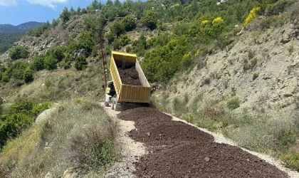 Yayla Kuzdere’de yol bakım çalışmaları