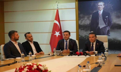 Muhittin Böcek "Antalya’yı ortak akılla yönetiyoruz"