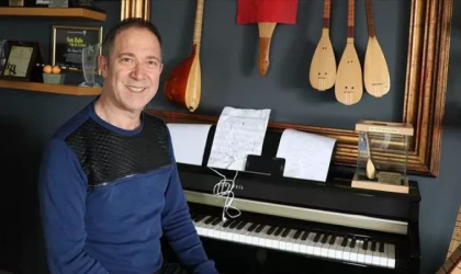 Sümer Ezgü ''Müzik bozulursa Ahlak Bozulur''