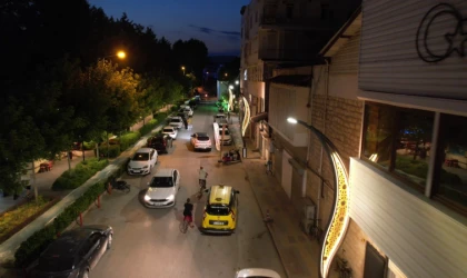 KORKUTELİ AYDINLANIYOR, CADDELER YENİLENİYOR