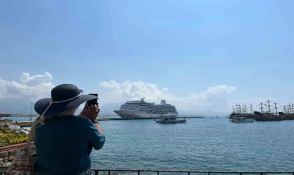 Amerikalı Dev Kruvaziyer Alanya’da