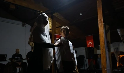 Atatürk, Efes Selçuk’ta Şarkılar ve Şiirlerle Anıldı