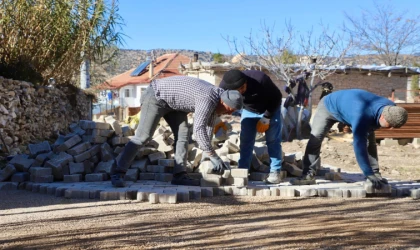 Korkuteline Hanım Eli Değdi!