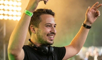 Mahmut Görgen’den Yılbaşına Özel ’Happy New Year 2026’ Seti PowerApp’te Yayında