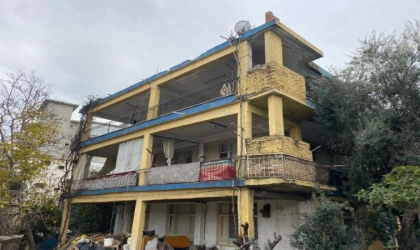 Antalya’da tüyler ürperten cinayet: Anne ve 7 yaşındaki kızı evde ölü bulundu