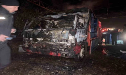 PARK HALİNDEYKEN YANDI!