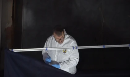 Antalya’da genç adam kaldırımda ölü bulundu