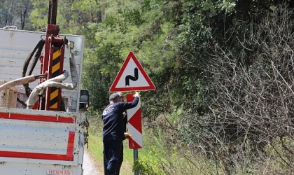 Büyükşehir’den Kemer yayla yollarında kapsamlı çalışma