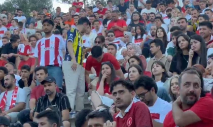 Milli heyecanı 2 bin 500 yıllık antik tiyatroda yaşadılar