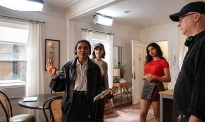 Yeni Komedi Dizisi 'Not Suitable for Work’, İlk 3 Bölümüyle Şimdi Sadece Disney+’ta Yayında!