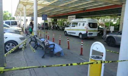 Evsiz şahsın bankta cansız bedeni bulundu