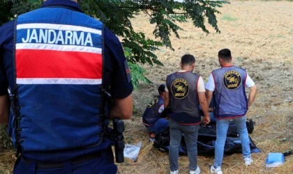Yaşlı kadının cansız bedeni evine 4 kilometre mesafede sulama kanalında bulundu