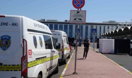 Emekli polis memuru, cinayeti işlemeden önce kadının evine gitmiş