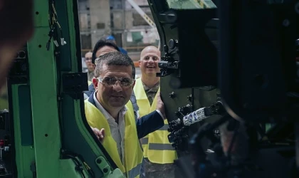 Romanya Savunma Bakanı Miruță, Otokar’ın Mediaş Fabrikasını Ziyaret Etti